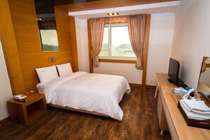 واي فاي مجانًا وملاءات أسرّة