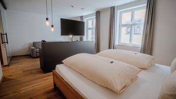 Junior Suite ehem. Sparkasse | Bettwäsche aus ägyptischer Baumwolle, hochwertige Bettwaren
