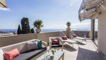 Penthouse, terrasse, vue mer | Vue depuis le balcon