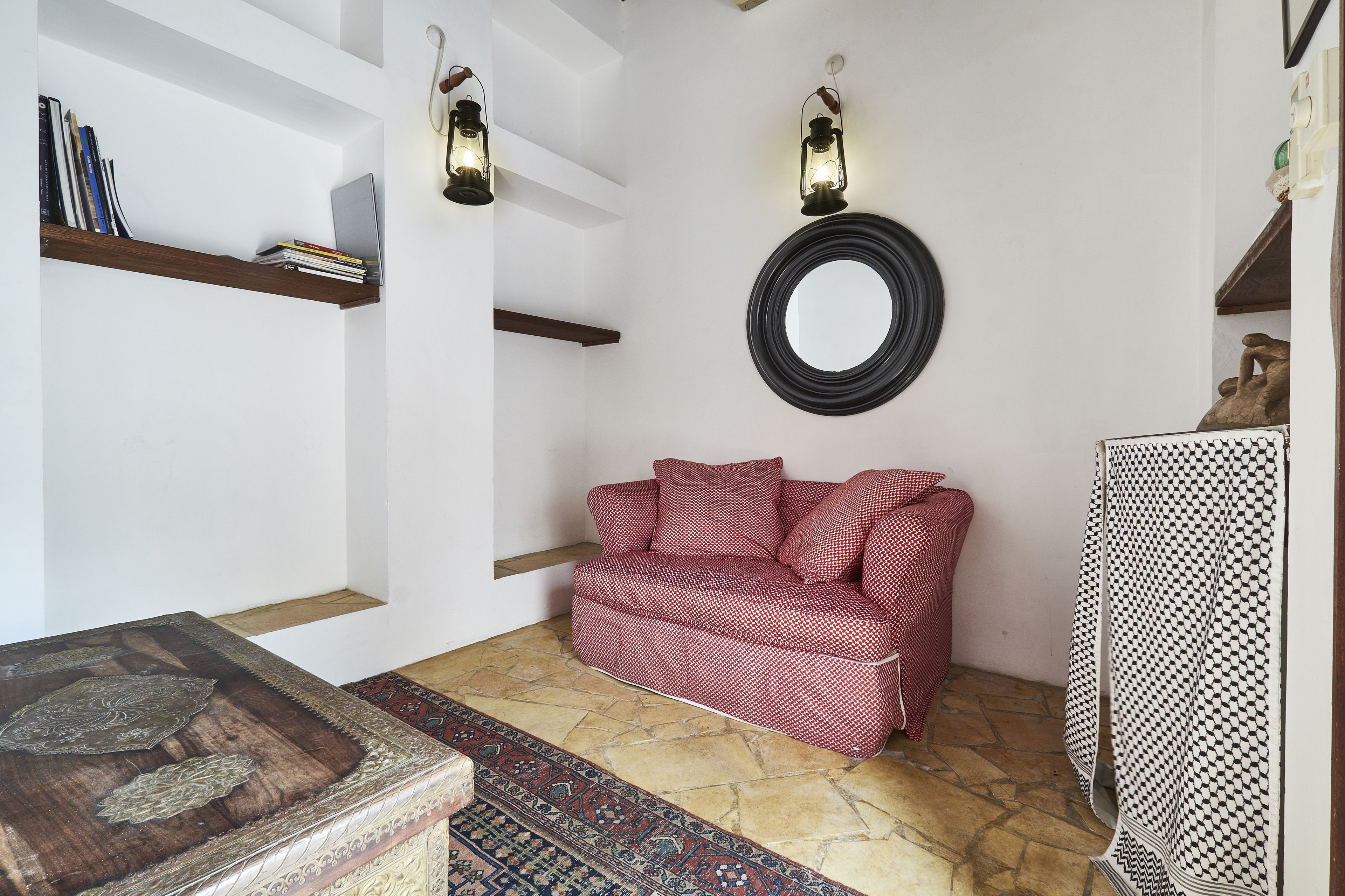 superior room | living room | lcd tv