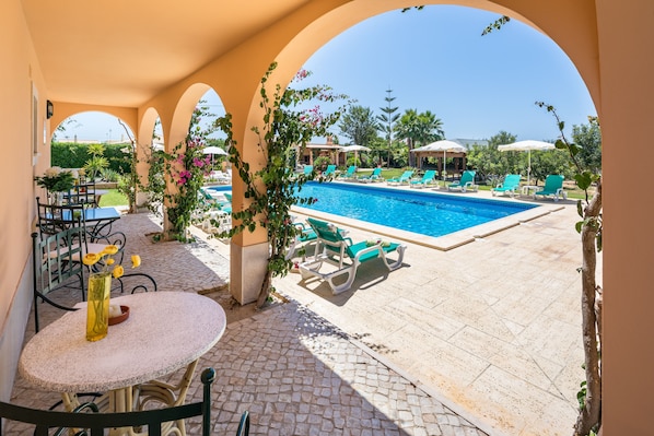 Porch - Monte dos Avós Apartamentos, Albufeira (Albufeira)