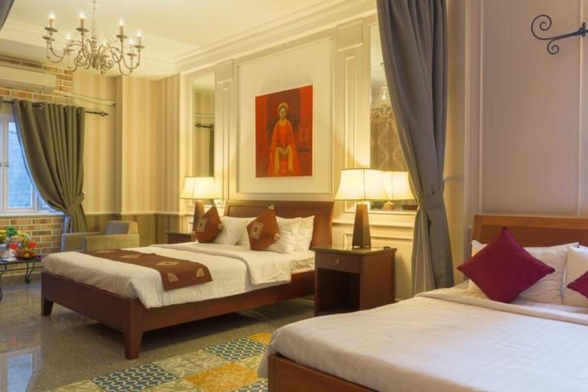 ห้องแฟมิลี่สวีท (Boutique) | ผ้าปูที่นอน Frette จากอิตาลี, เครื่องนอนระดับพรีเมียม, ผ้านวมขนเป็ด