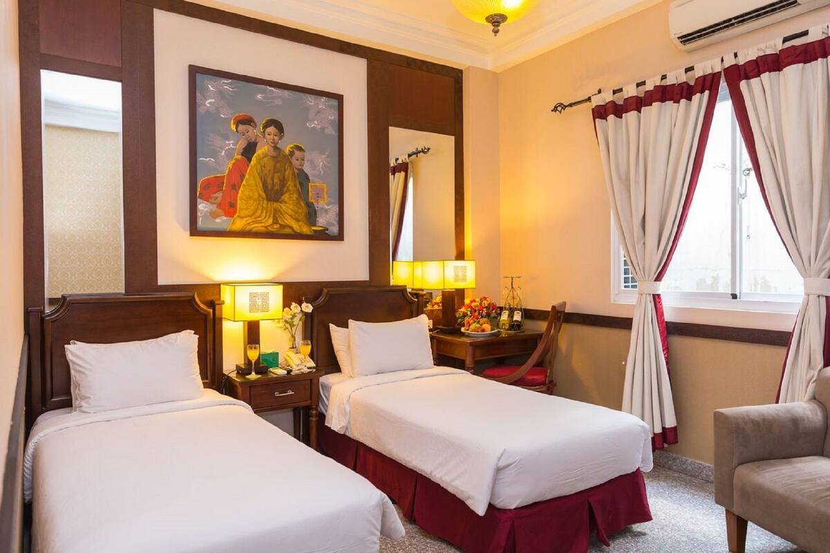 ห้องคลาสสิกทวิน | ผ้าปูที่นอน Frette จากอิตาลี, เครื่องนอนระดับพรีเมียม, ผ้านวมขนเป็ด