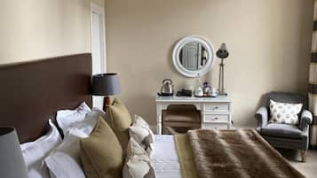 Desk, free cribs/infant beds, rollaway beds, free WiFi