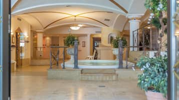 Sauna, Turkish bath/hammam, body treatments, hydrotherapy