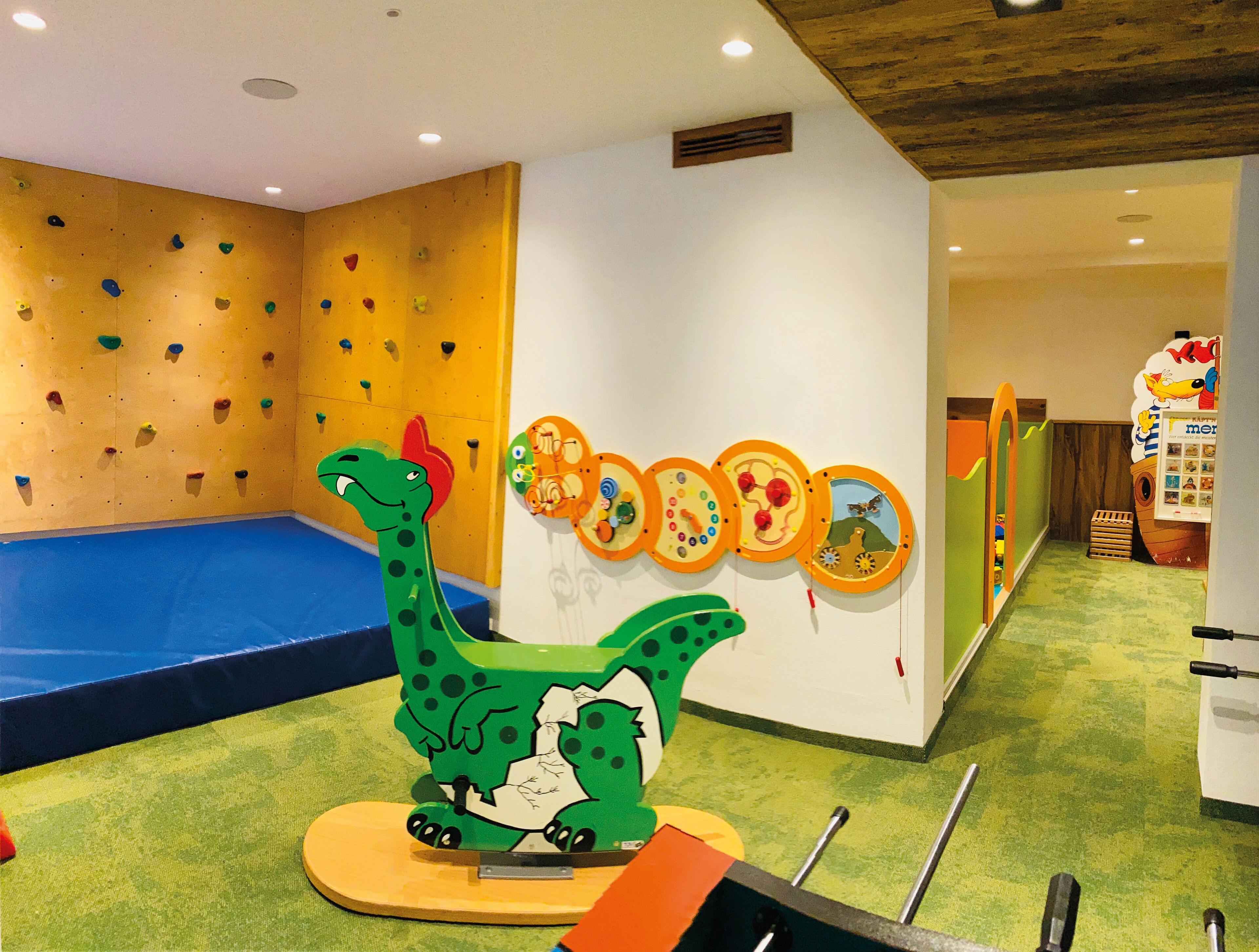 children’s play area – indoor