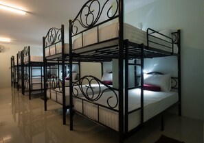 Mixed Dorm -20 Beds