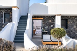 Standard Double | Terrace/patio - Elea Resort - Adults Only (Santorini)