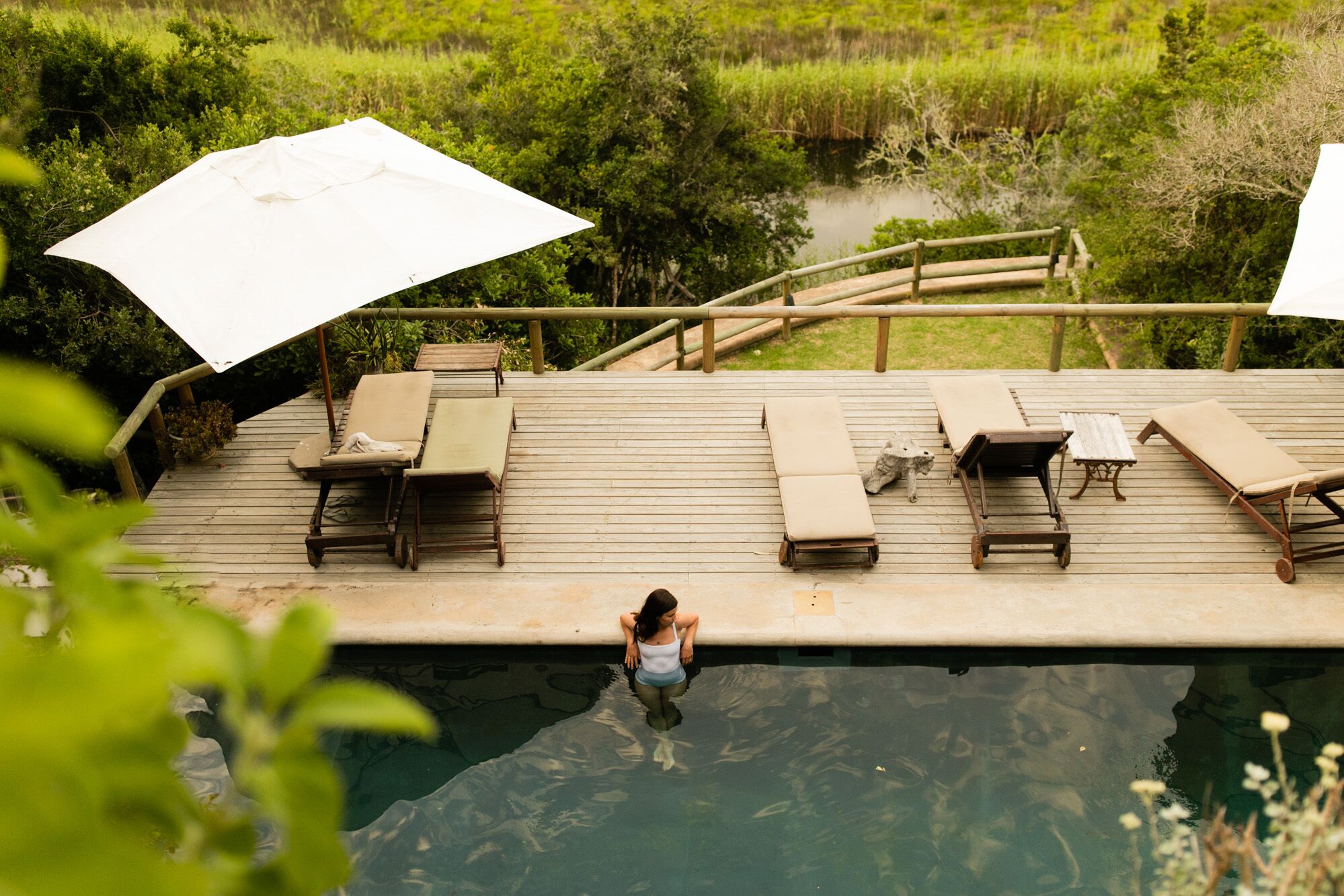 2 من حمّامات السباحة الخارجية