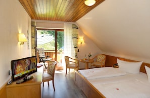 Double Room, Balcony | Room amenity