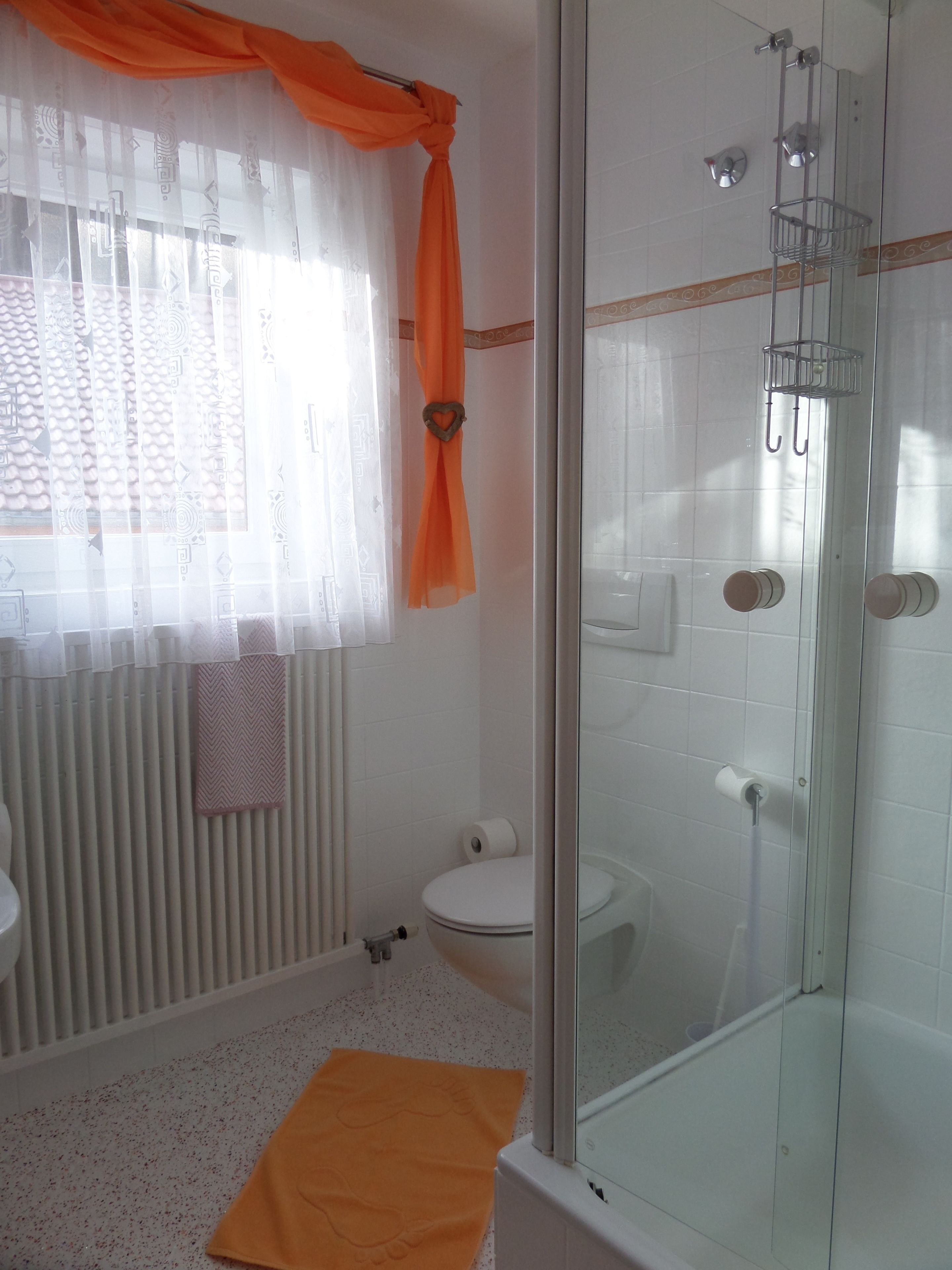 deluxe double room, 1 bedroom, balcony | bathroom shower