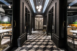 Vestibule
