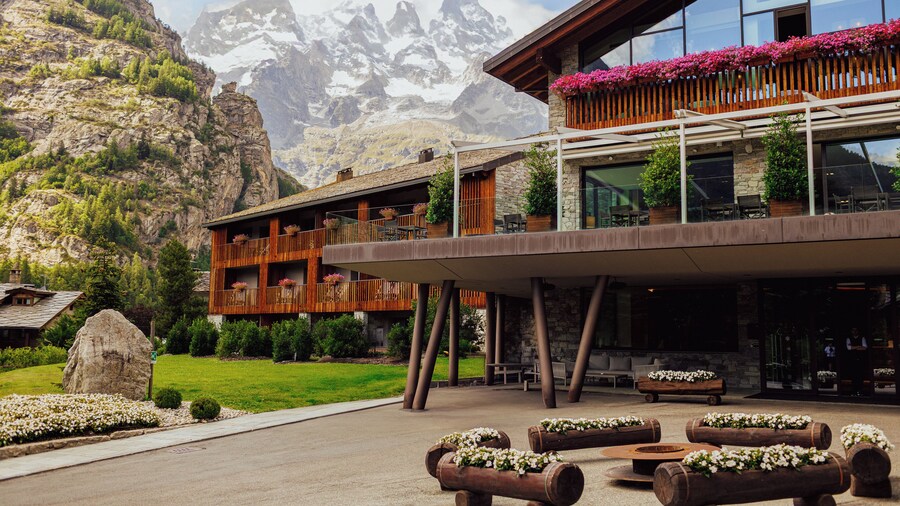 Grand Hotel Courmayeur Montblanc by R Collection Hotels
