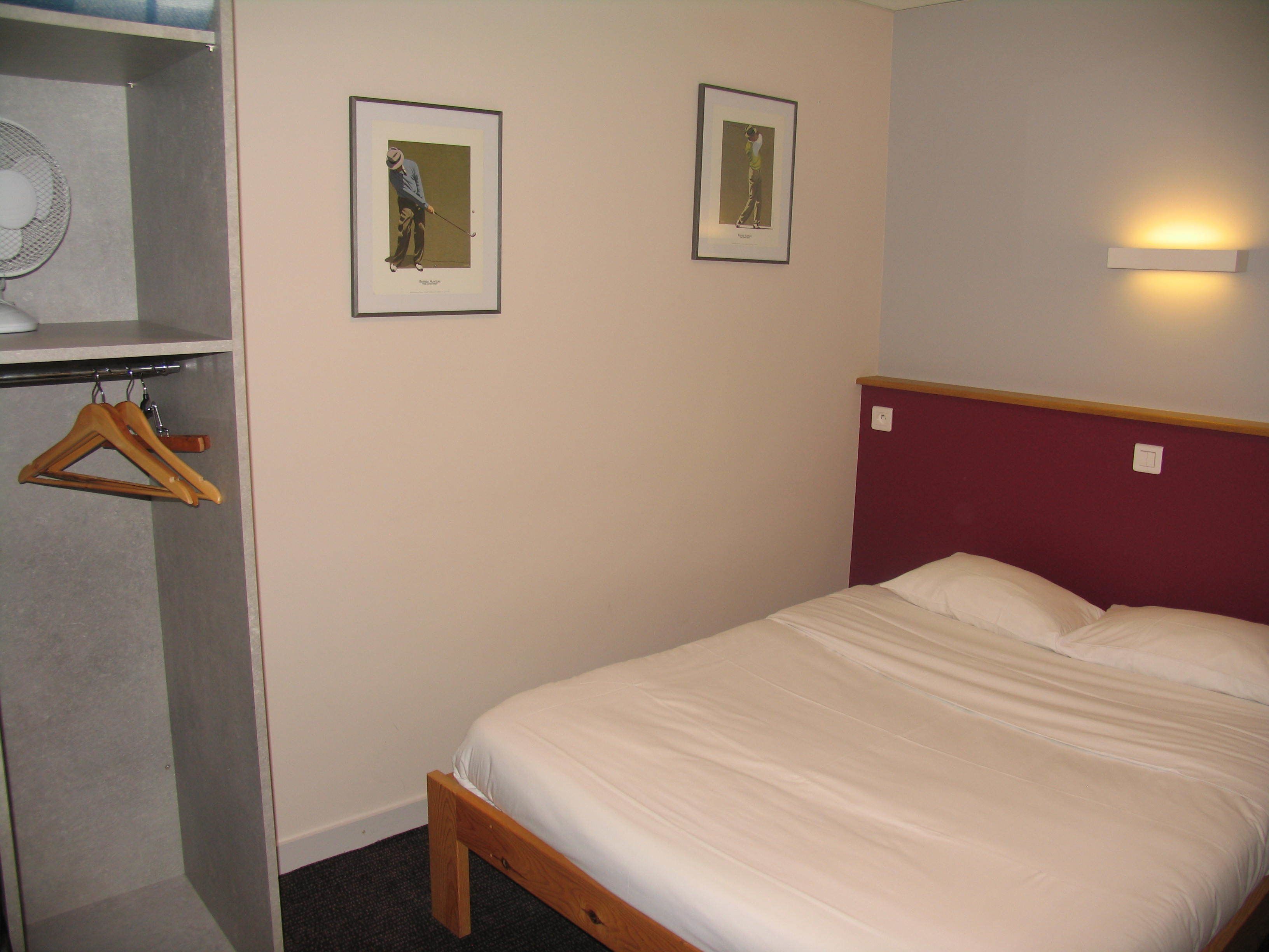 double room, courtyard view | desk, iron/ironing board, free cots/infant beds, free wifi