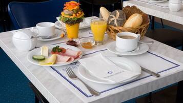 Morgenmadsbuffet hver dag mod et gebyr