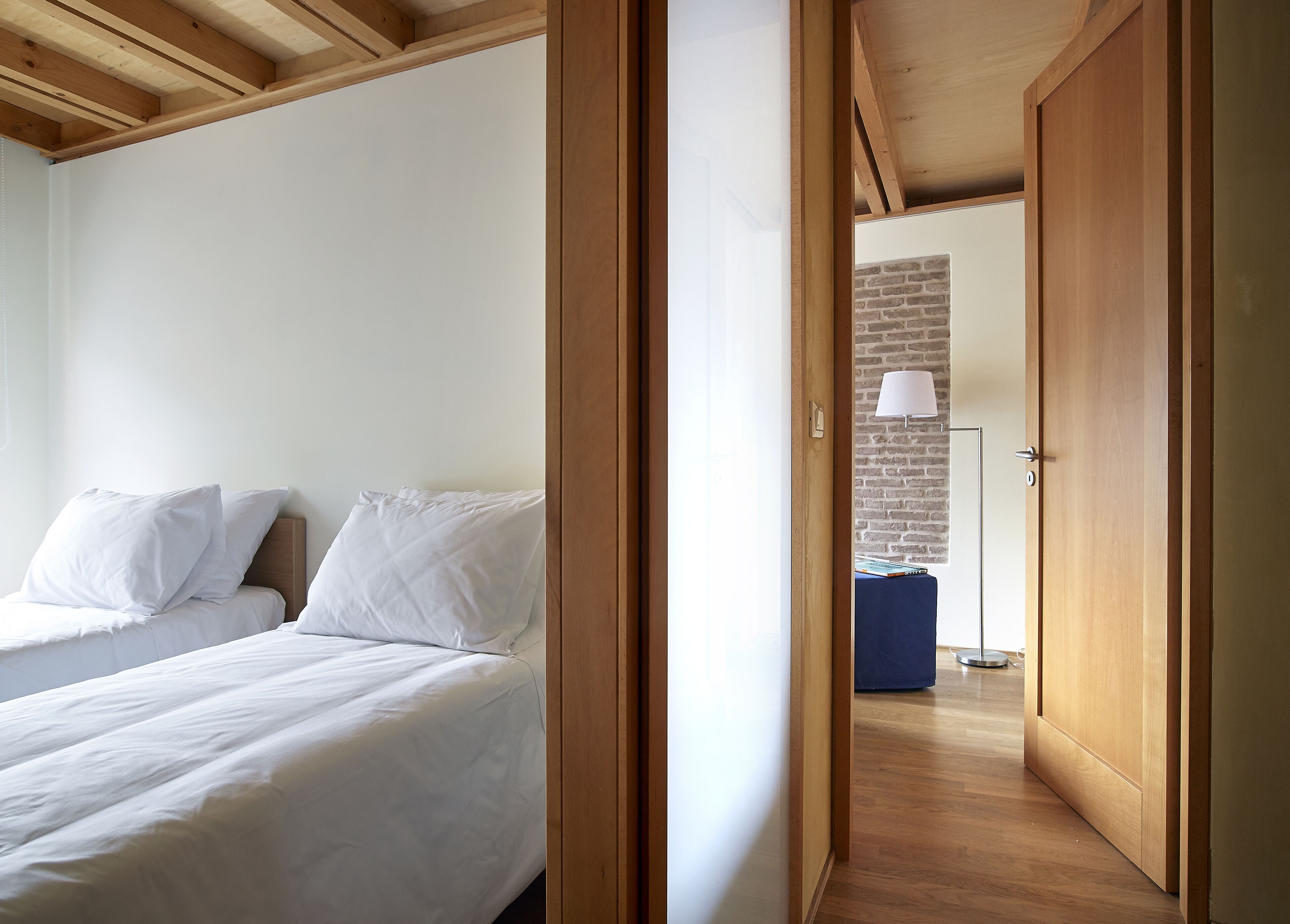 Casa superluxo, 3 quartos, 2 banheiros, vista para a cidade | 3 quartos, roupas de cama premium, edredons de pluma