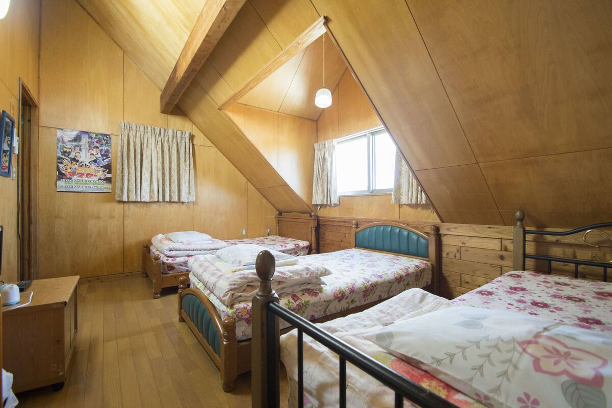 Triple Room
