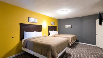 Standard Double Room | Iron/ironing board, free WiFi