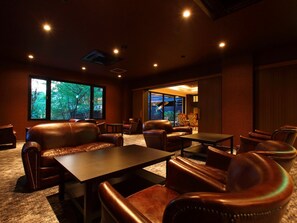 Lobby lounge - Yufuin Yumeguri Hotel Sankouen (Yufu)