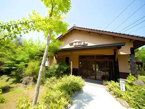 Exterior - Oyado Yufunoshou (Yufu)