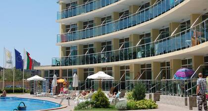 Julia Family Apartments