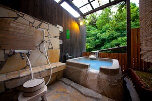 Quarto em estilo japonês (Deluxe Japanese Style, Open Air Bath) | Banheira de imersão