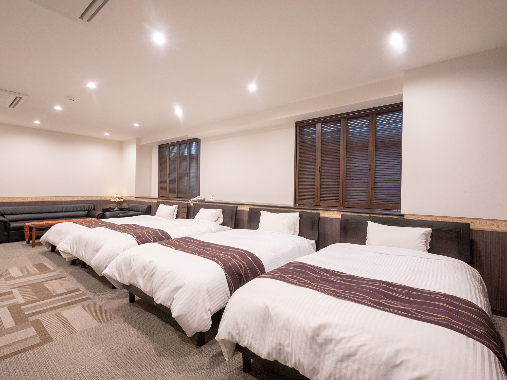 Free WiFi, bed sheets