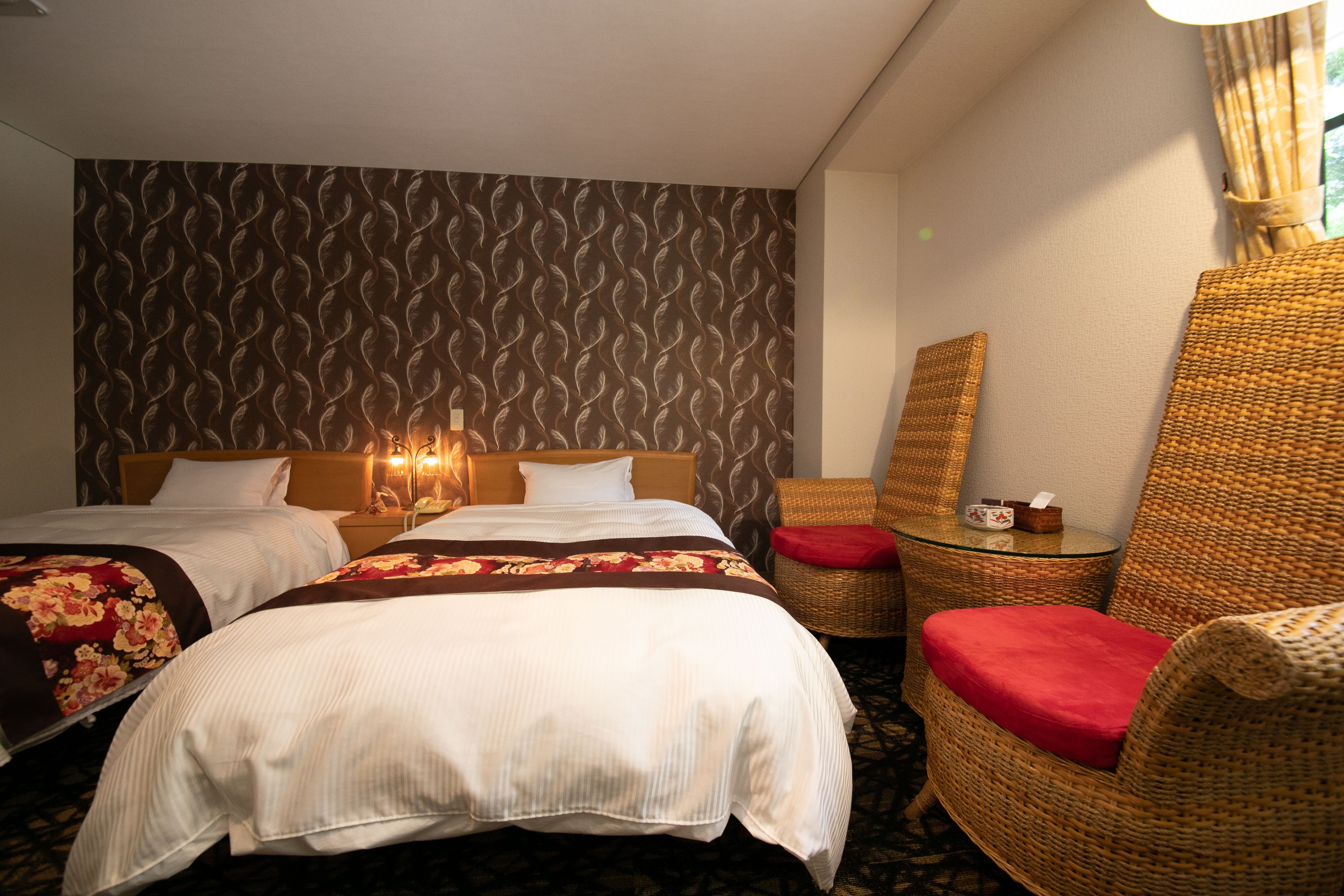 twin room, shared bathroom | free wifi, bed sheets