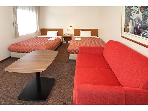 Kumegawa Wing Hotel