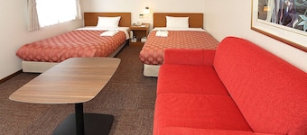 Kumegawa Wing Hotel