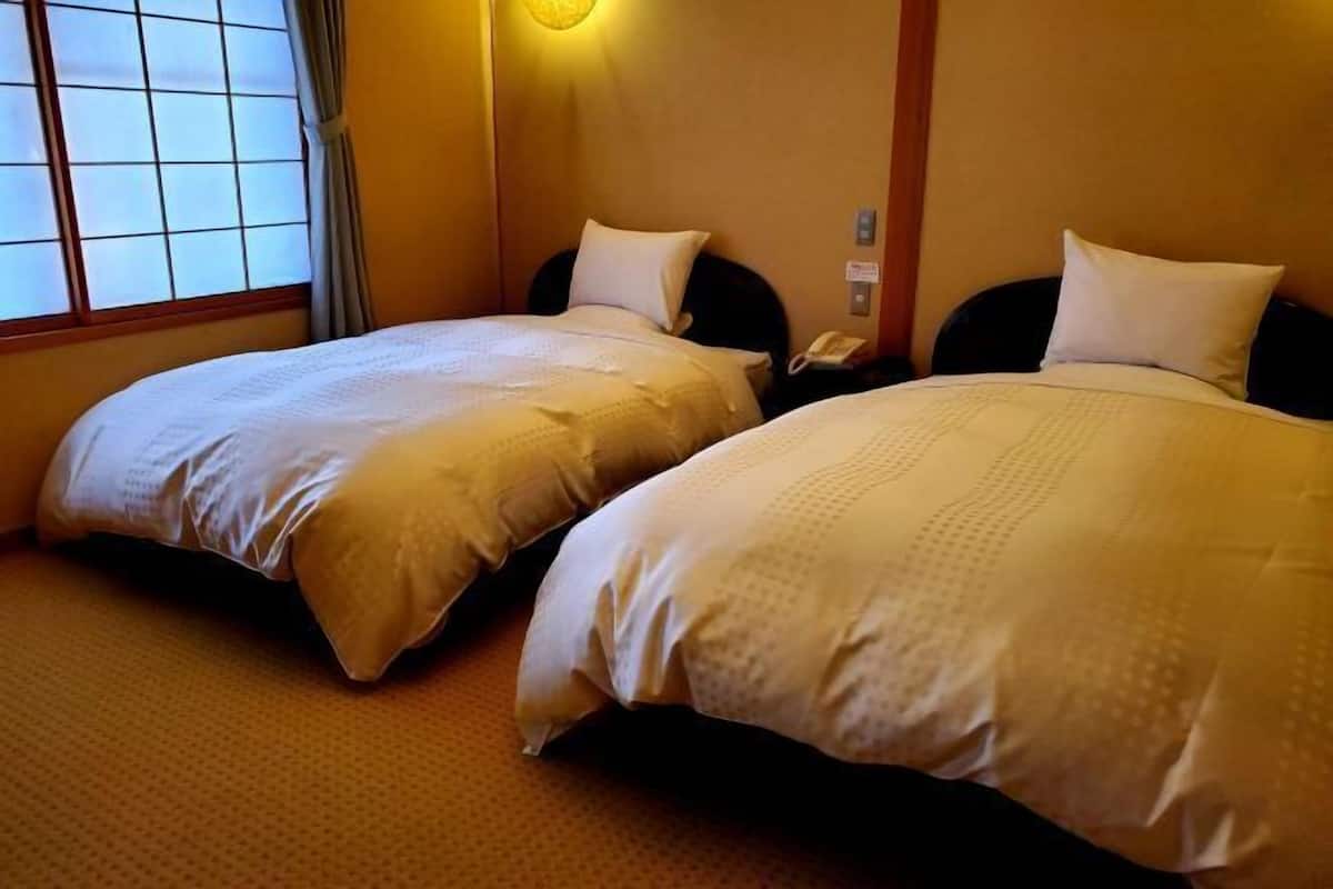 Premium bedding, minibar, in-room safe, free WiFi