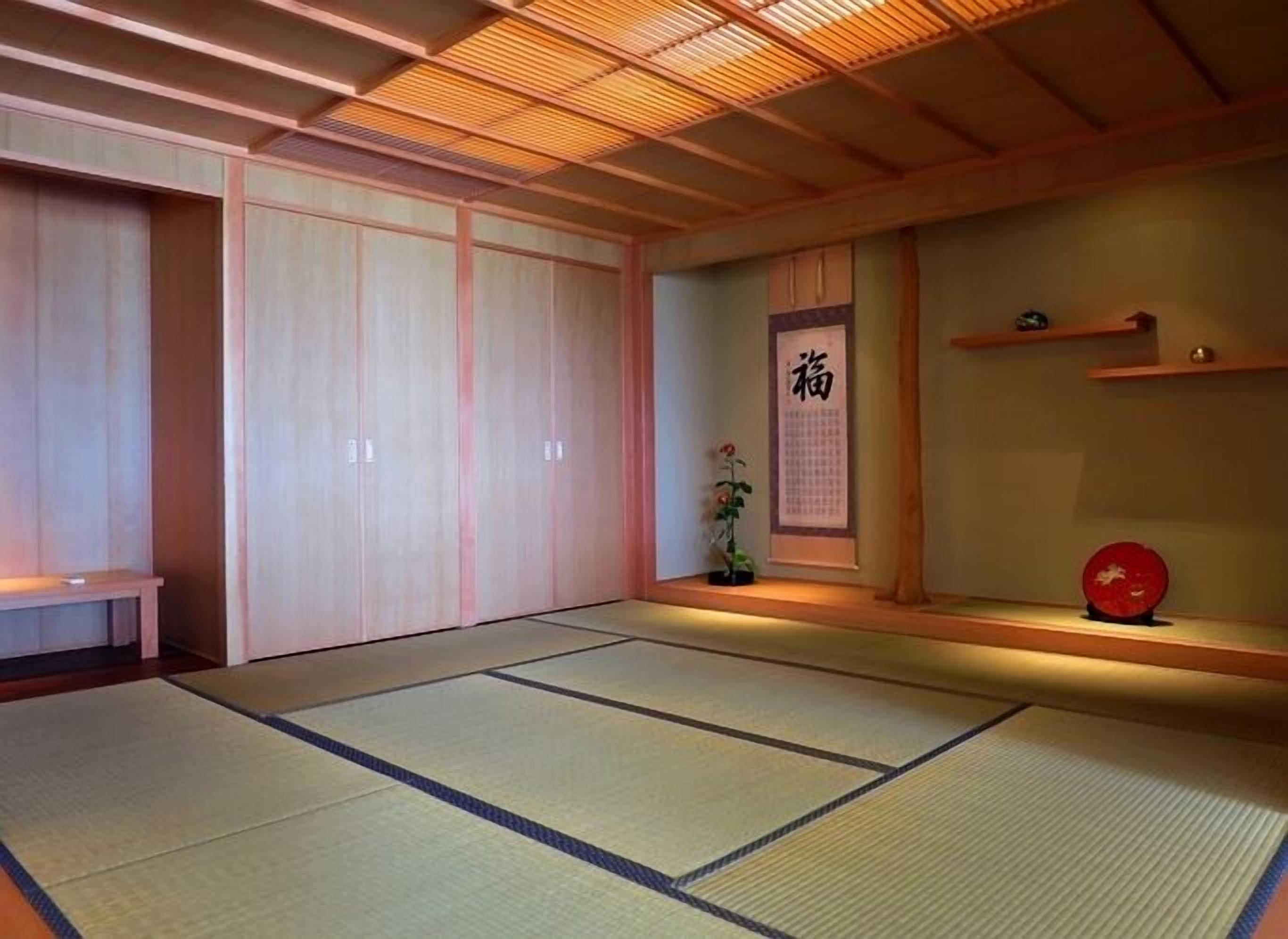 المنشأة من الداخل