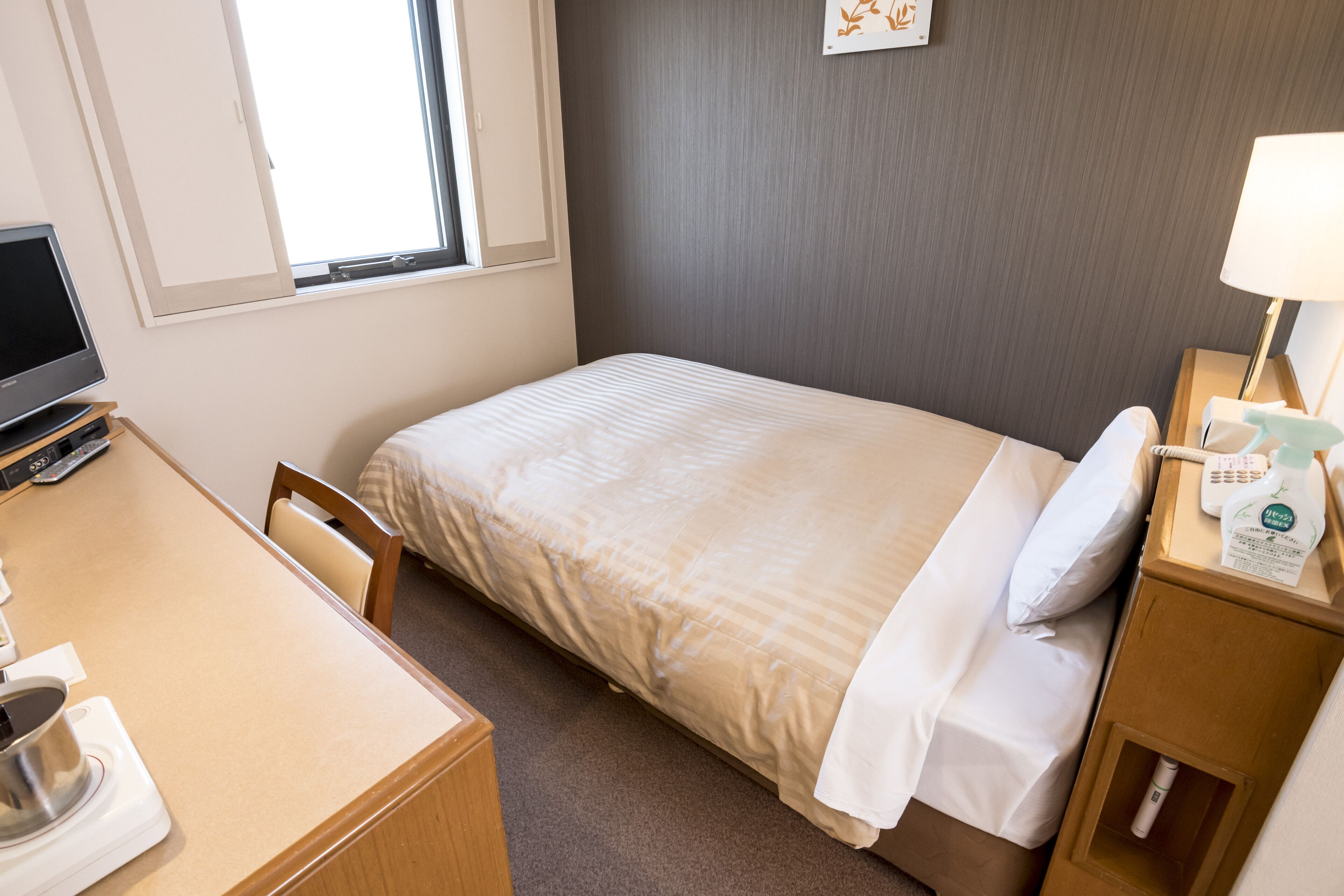 desk, laptop workspace, iron/ironing board, free wifi