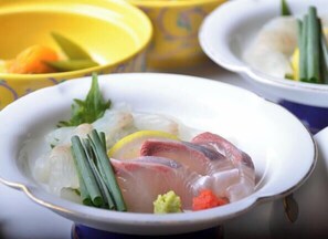 餐飲