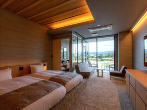 Semi-suite with indoor hot spring bath KAWASEMI, Non Smoking | Desk, blackout curtains, free WiFi, bed sheets - Hitoyoshi Onsen Nabeya (Hitoyoshi)