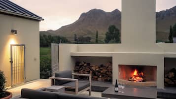 River Lodge, 2 Bedrooms | Terrace/patio