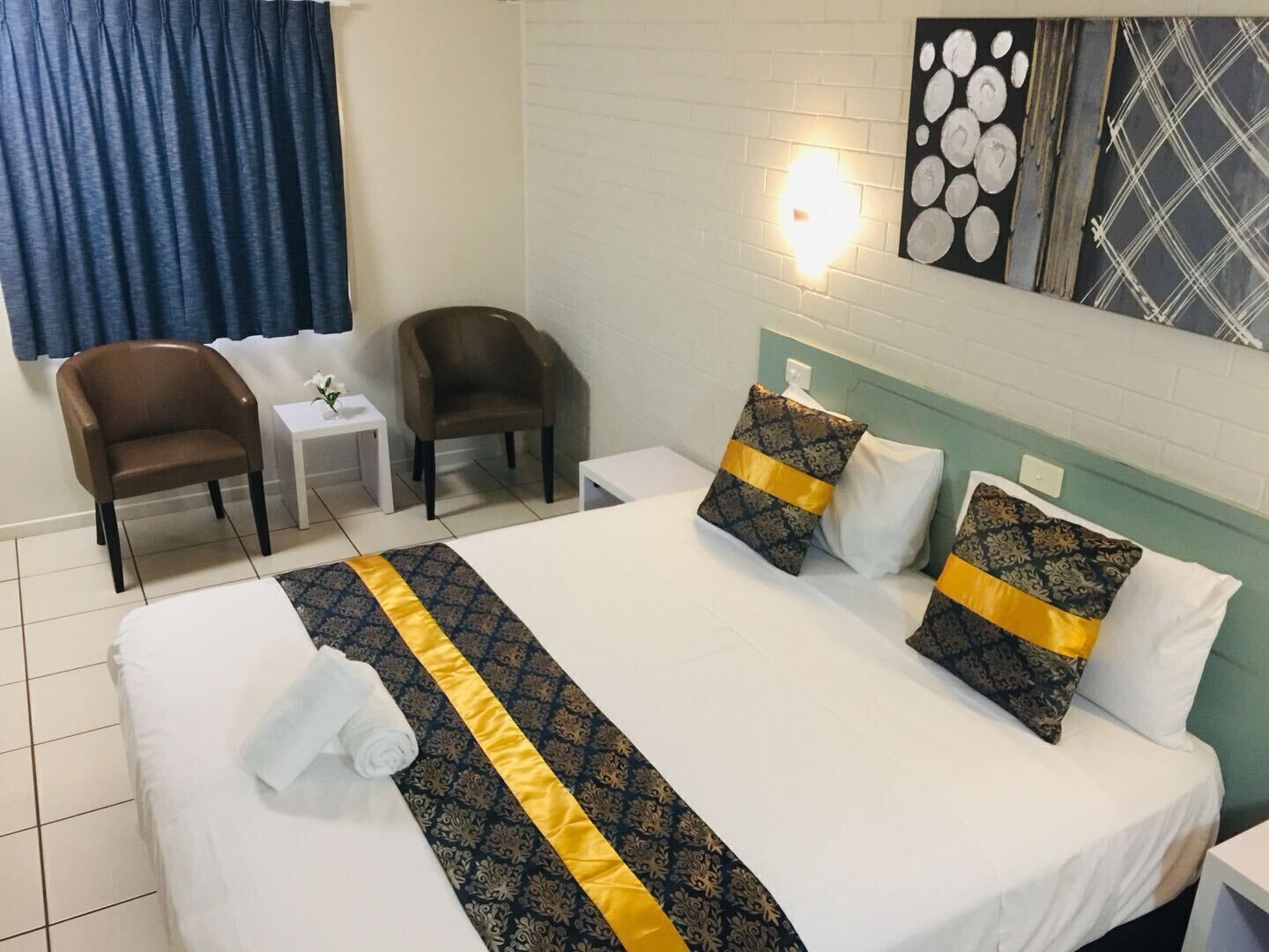 Desk, iron/ironing board, free WiFi, bed sheets