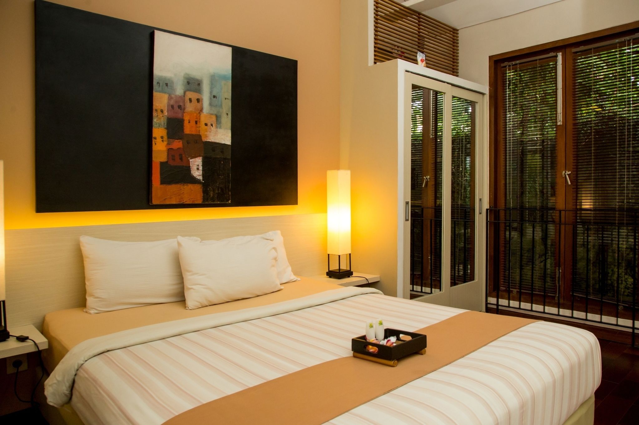 Photo - Chic Quarter