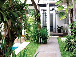 Property grounds - Chic Quarter Residence (Jakarta)