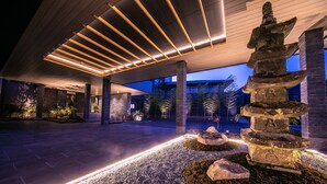 Property grounds - Suiranrou (Hitoyoshi)