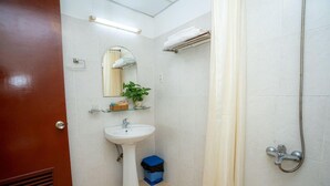 Phòng tắm