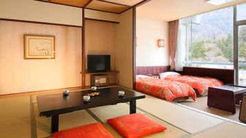 Huone (Japanese (with bed))