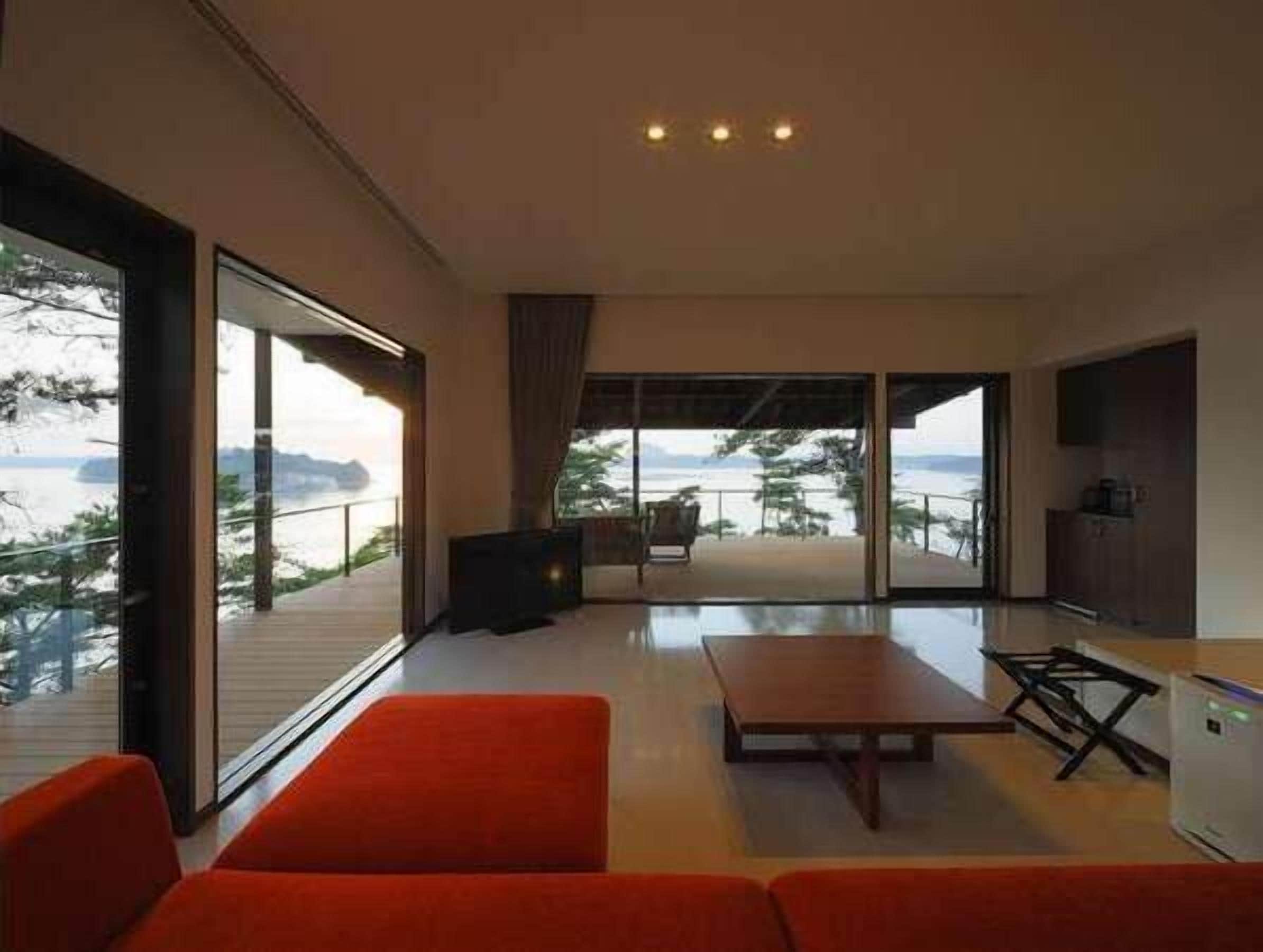 リビング エリア