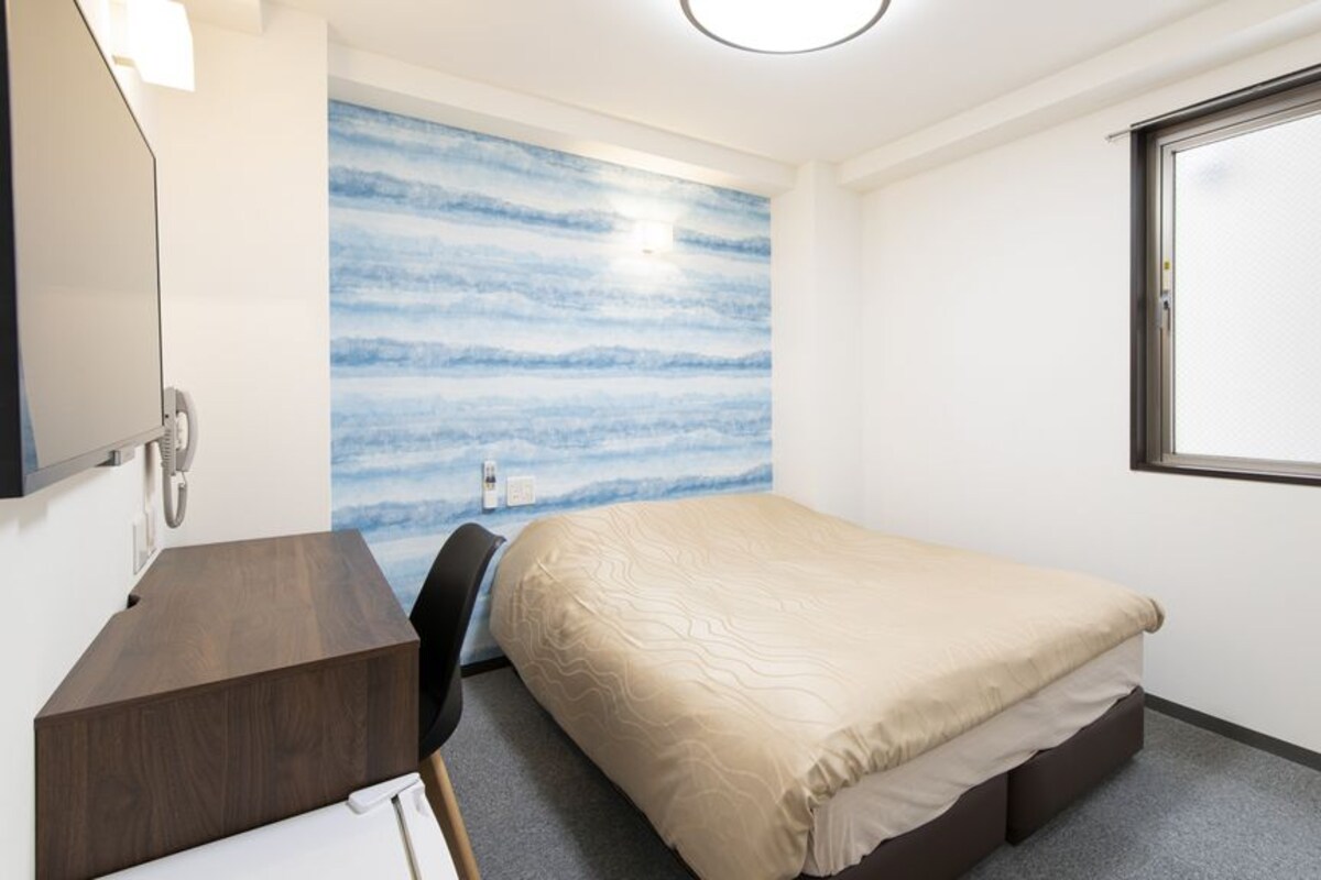 Bureau, rideaux occultants, chambres insonorisées, Wi-Fi gratuit