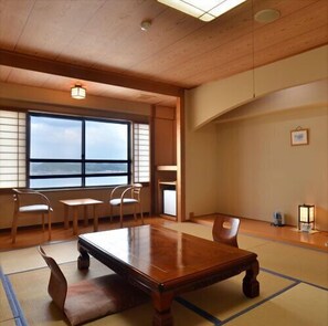 Interior - Hotel Shoryuen Kaisei (Kamiamakusa)