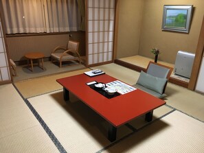 Traditional Room | In-room safe, free WiFi - Akayu Onsen Gotenmori (Nanyo)