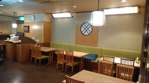 Daily buffet breakfast (JPY 700 per person)