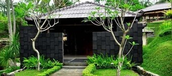 Sambi Resort, Spa & Resto