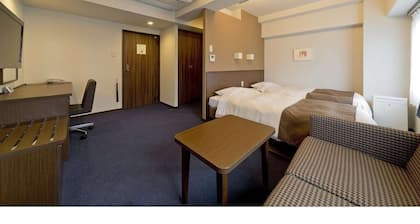 Hirakata Sun Plaza Hotel