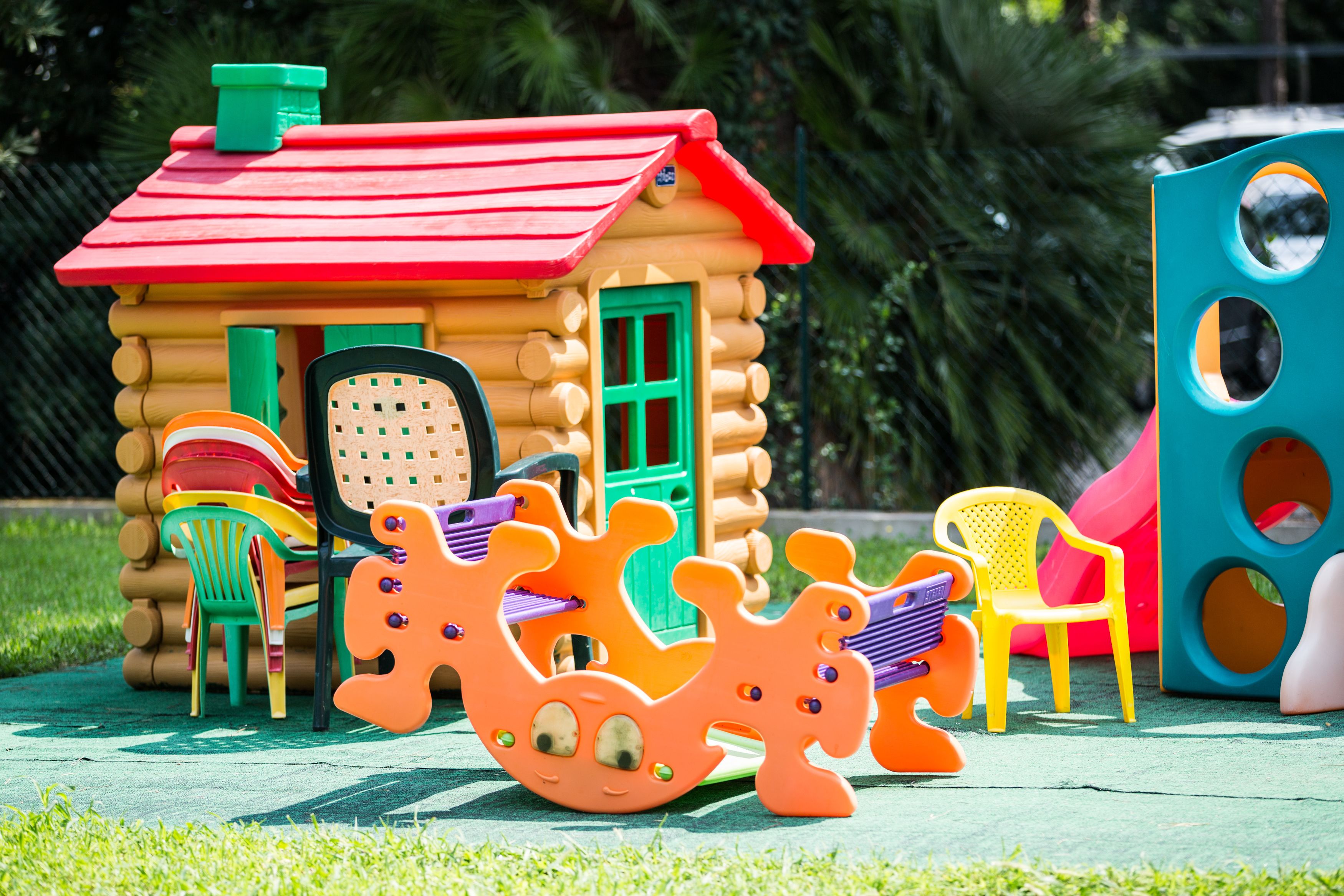 in-room safe, desk, free wifi, bed sheets